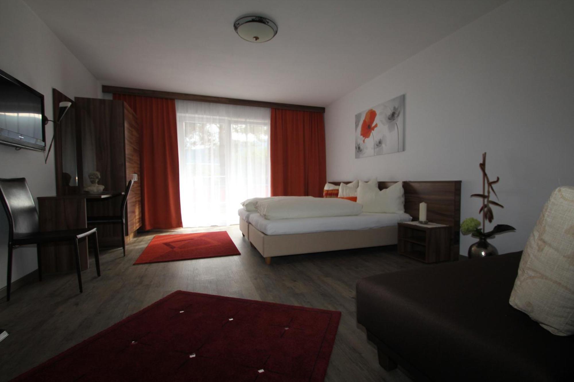Bed & Breakfast Cafe-pension Margret