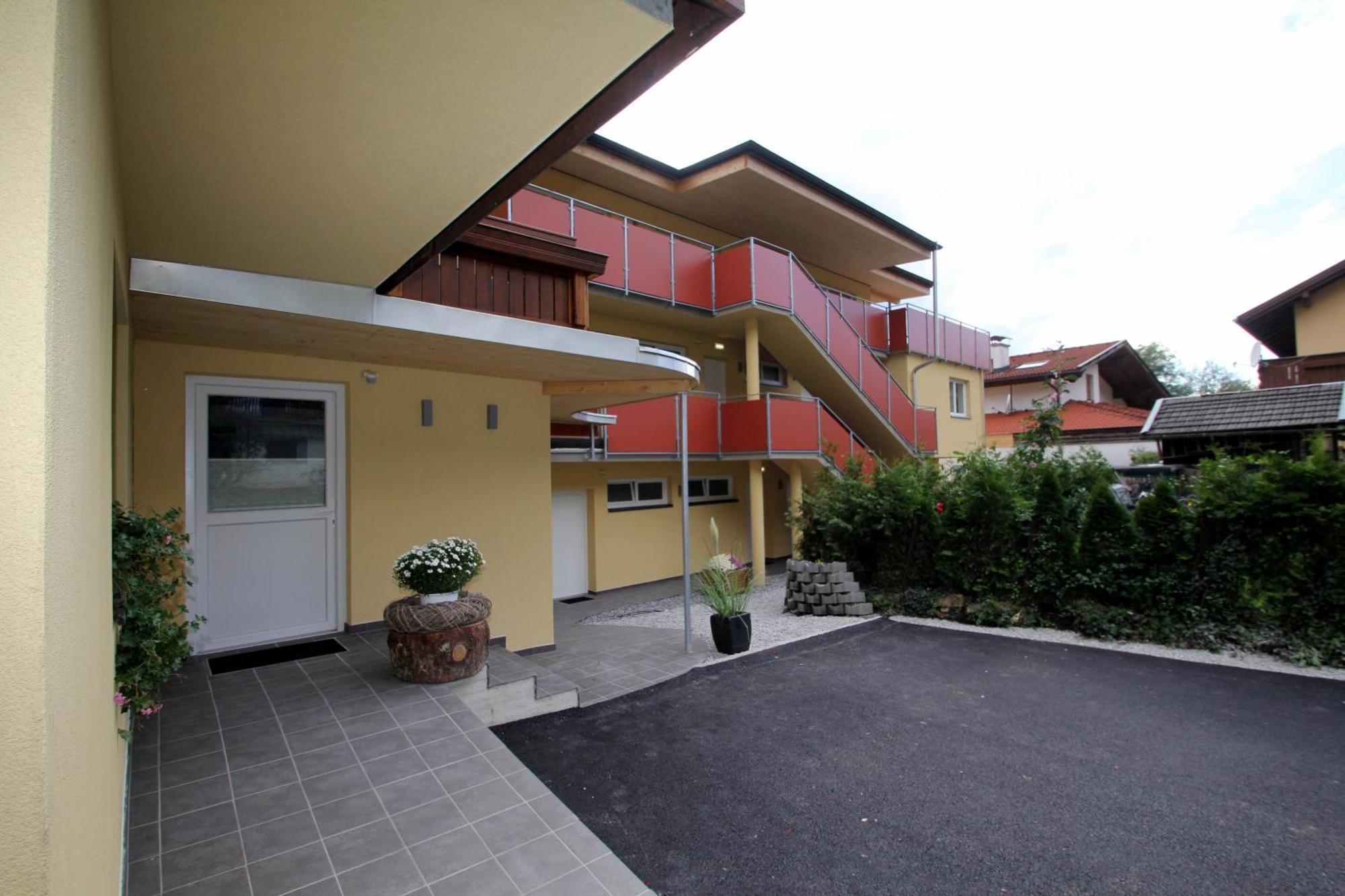 Bed & Breakfast Cafe-pension Margret 2*